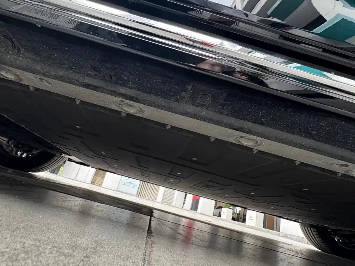 Extreme Krypton 009 2024 Model 7-Seat Aisle Edition 4WD 108kWh — миниатюра 14