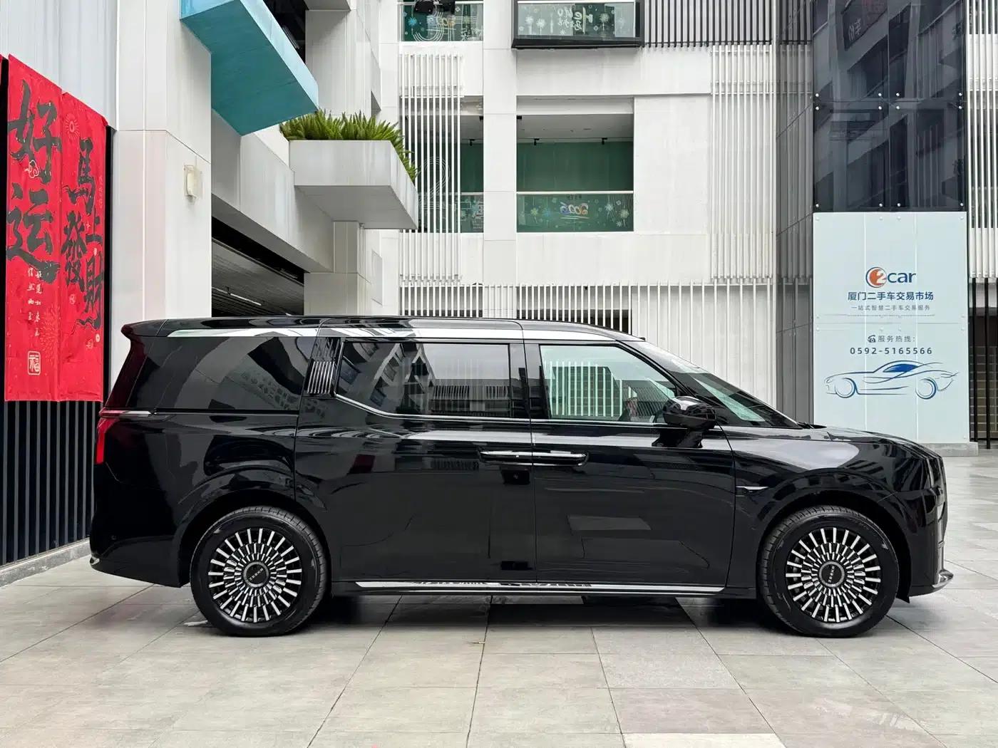 Extreme Krypton 009 2024 Model 7-Seat Aisle Edition 4WD 108kWh — миниатюра 5