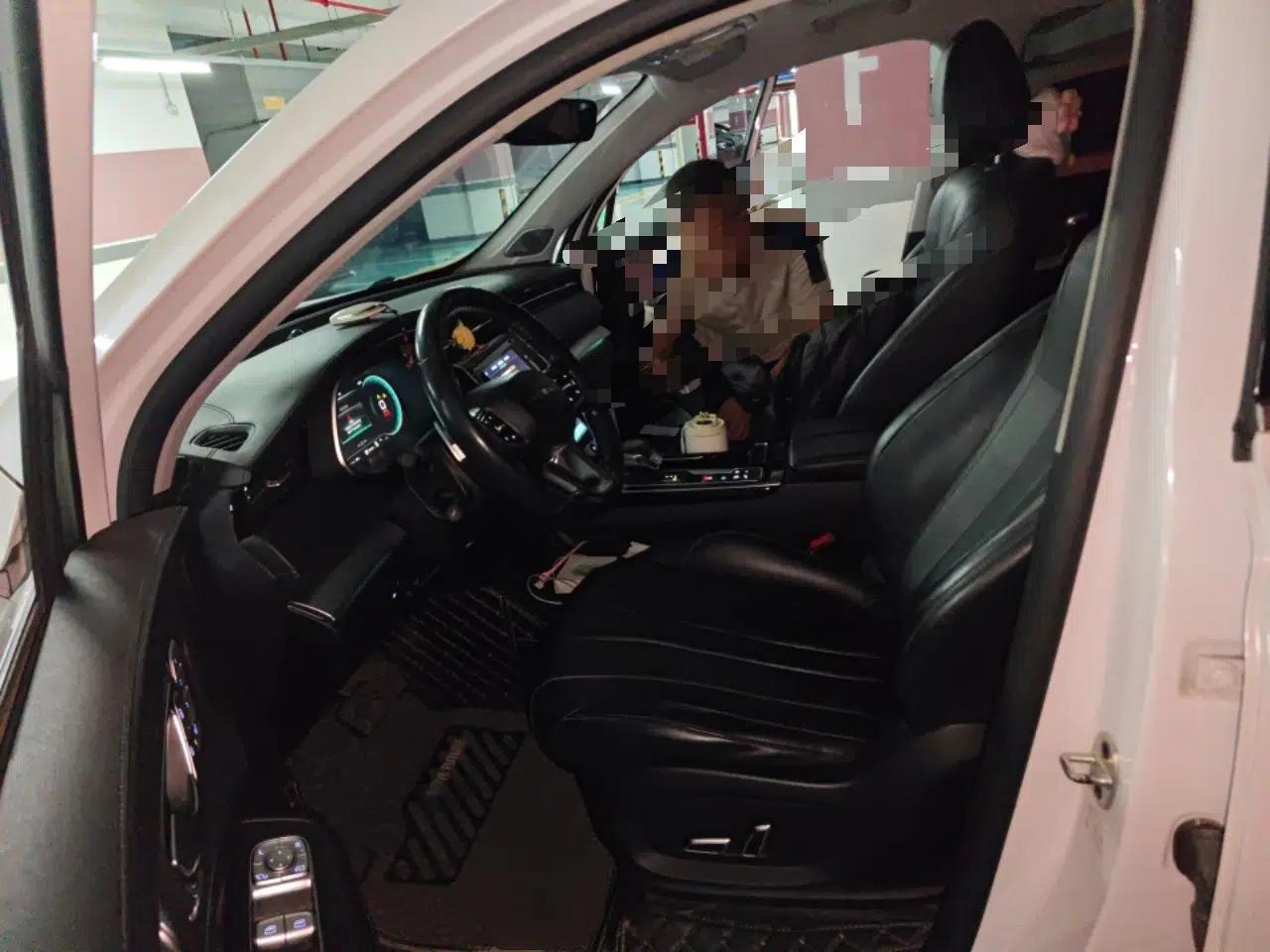 Roewe RX5 eMAX 2020 500 PHEV Smart Cabin Flagship Edition — миниатюра 16