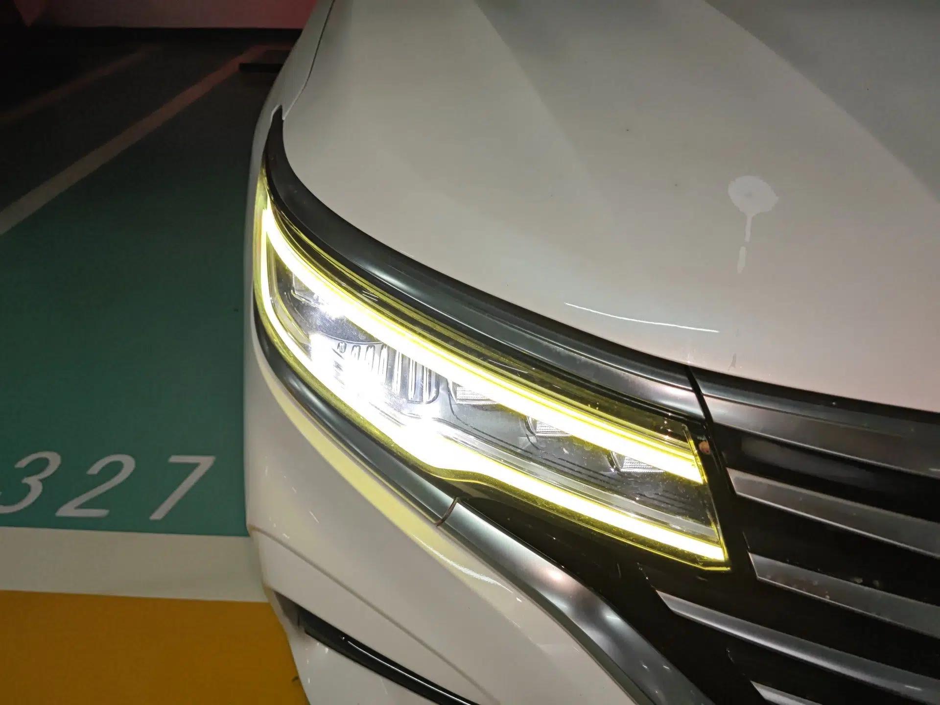 Roewe RX5 eMAX 2020 500 PHEV Smart Cabin Flagship Edition — миниатюра 7