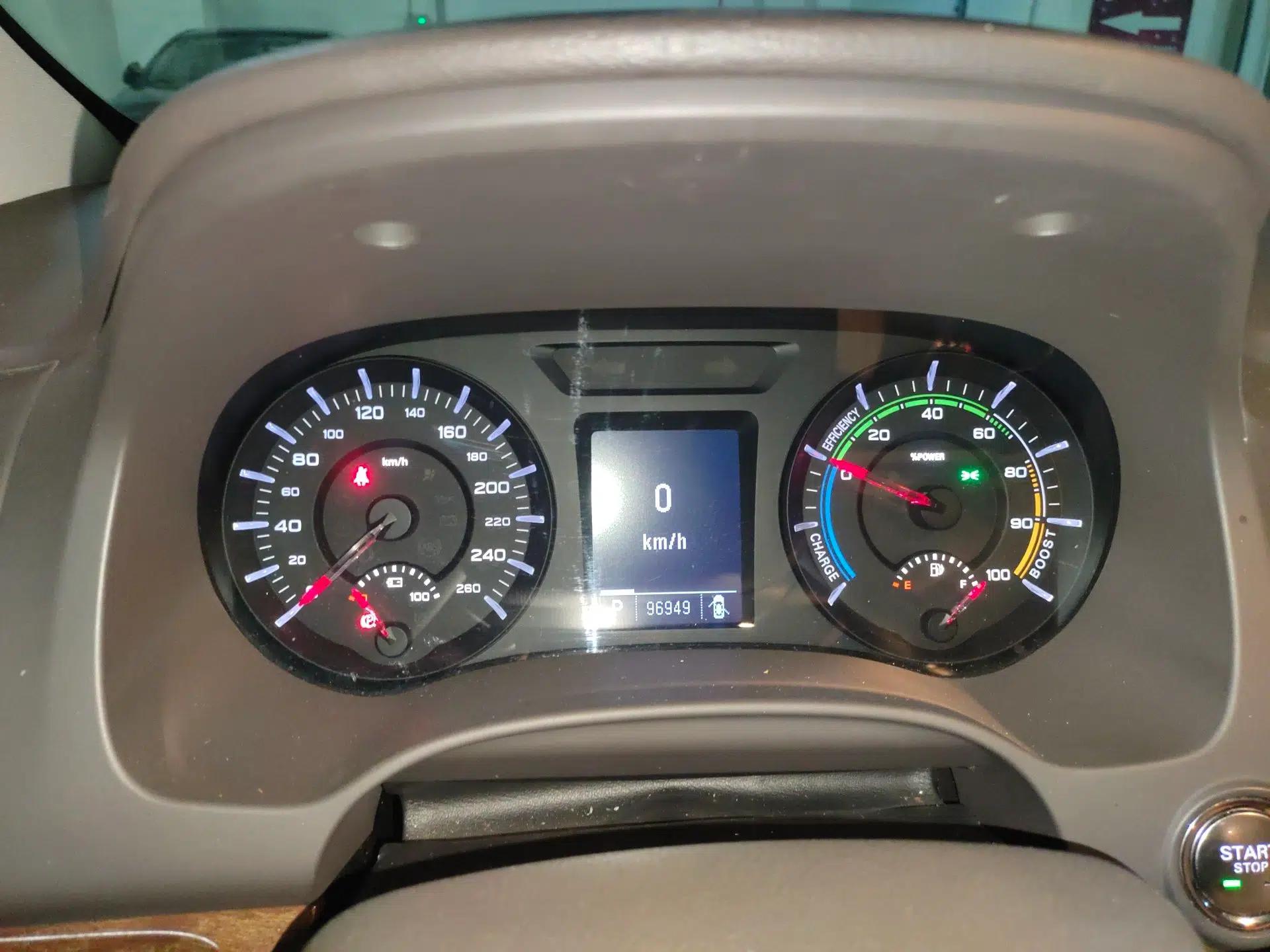 Roewe e950 2016 1.4T Luxury Edition — миниатюра 12
