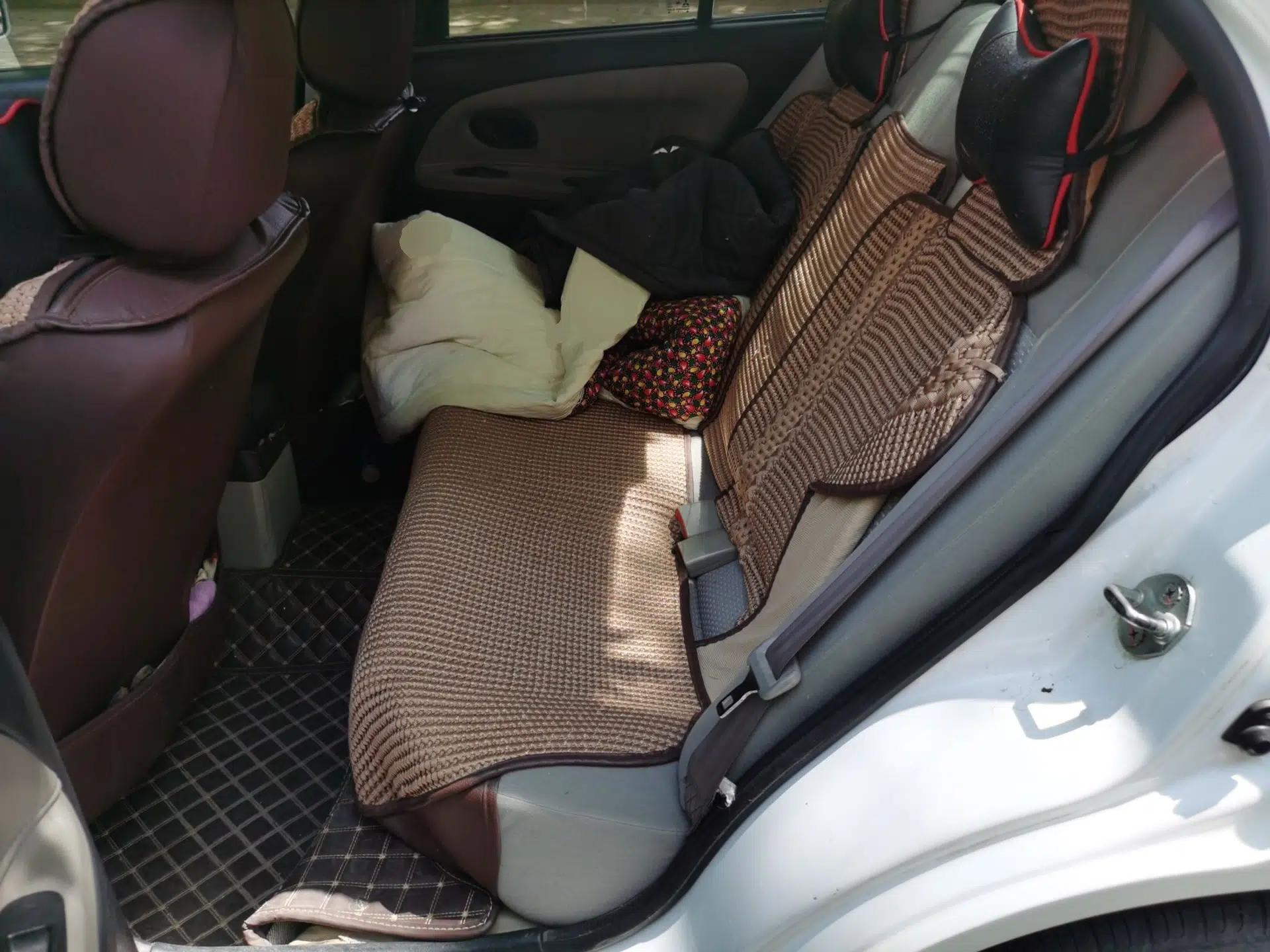 Mitsubishi LANCER 2012 1.6L Manual Comfort Edition SEi — миниатюра 18