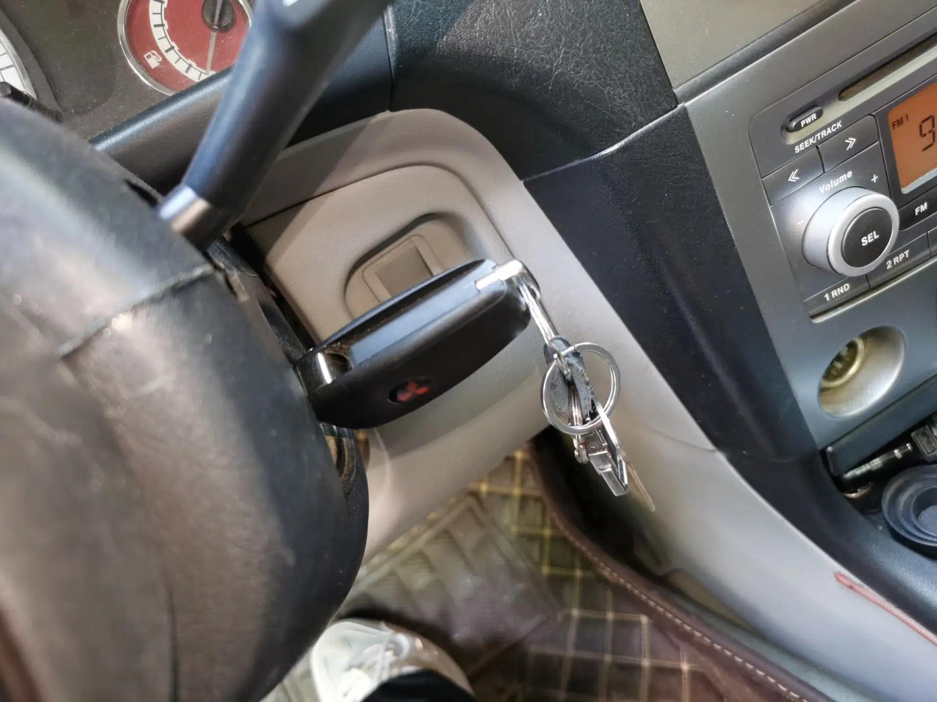 Mitsubishi LANCER 2012 1.6L Manual Comfort Edition SEi — миниатюра 9