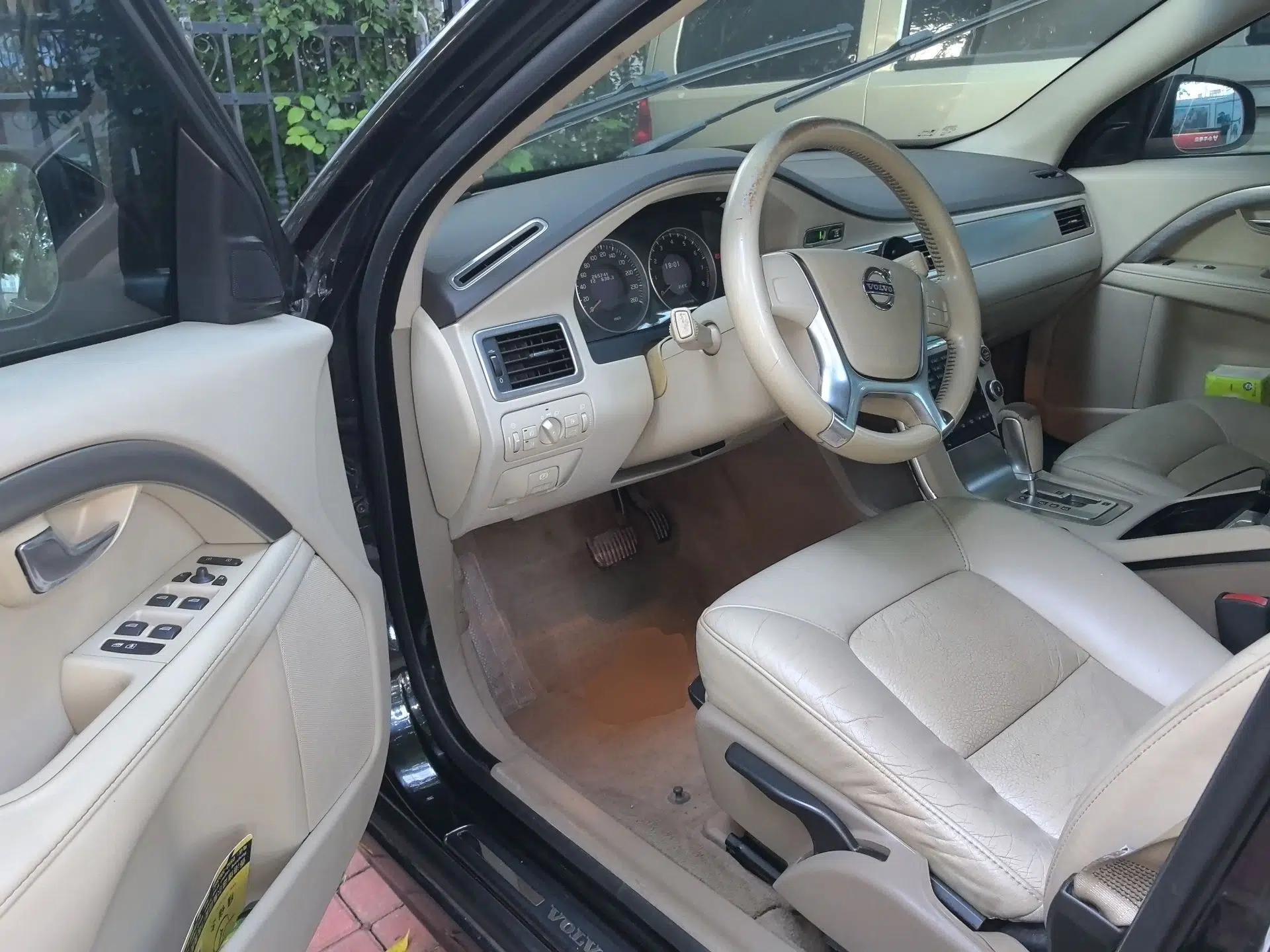 Volvo S80L 2011 2.0T ZhiShang Version — миниатюра 17