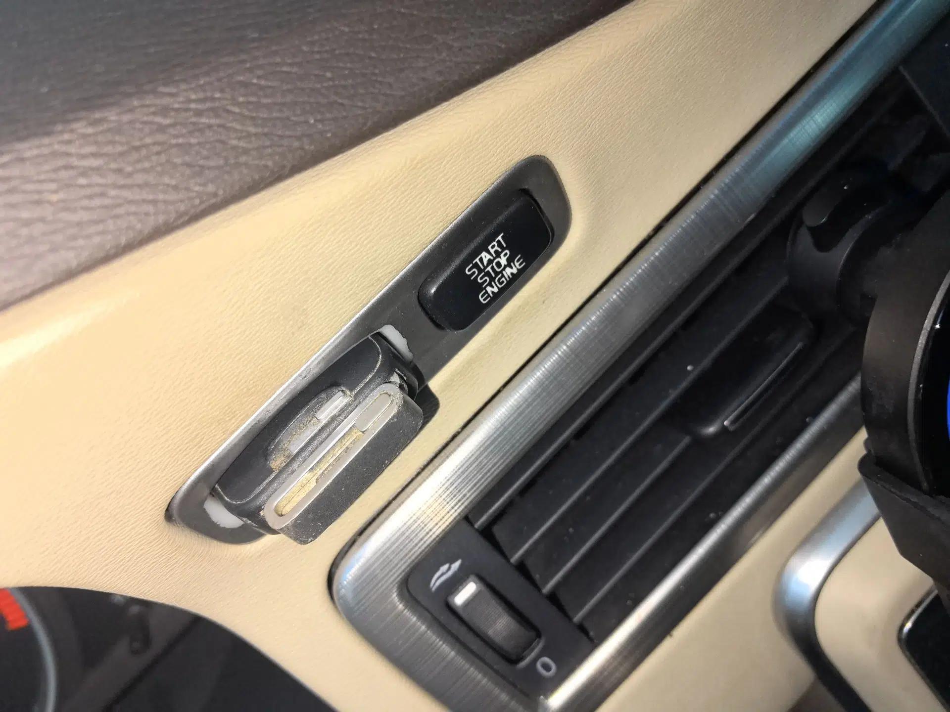 Volvo S80L 2011 2.0T ZhiShang Version — миниатюра 9