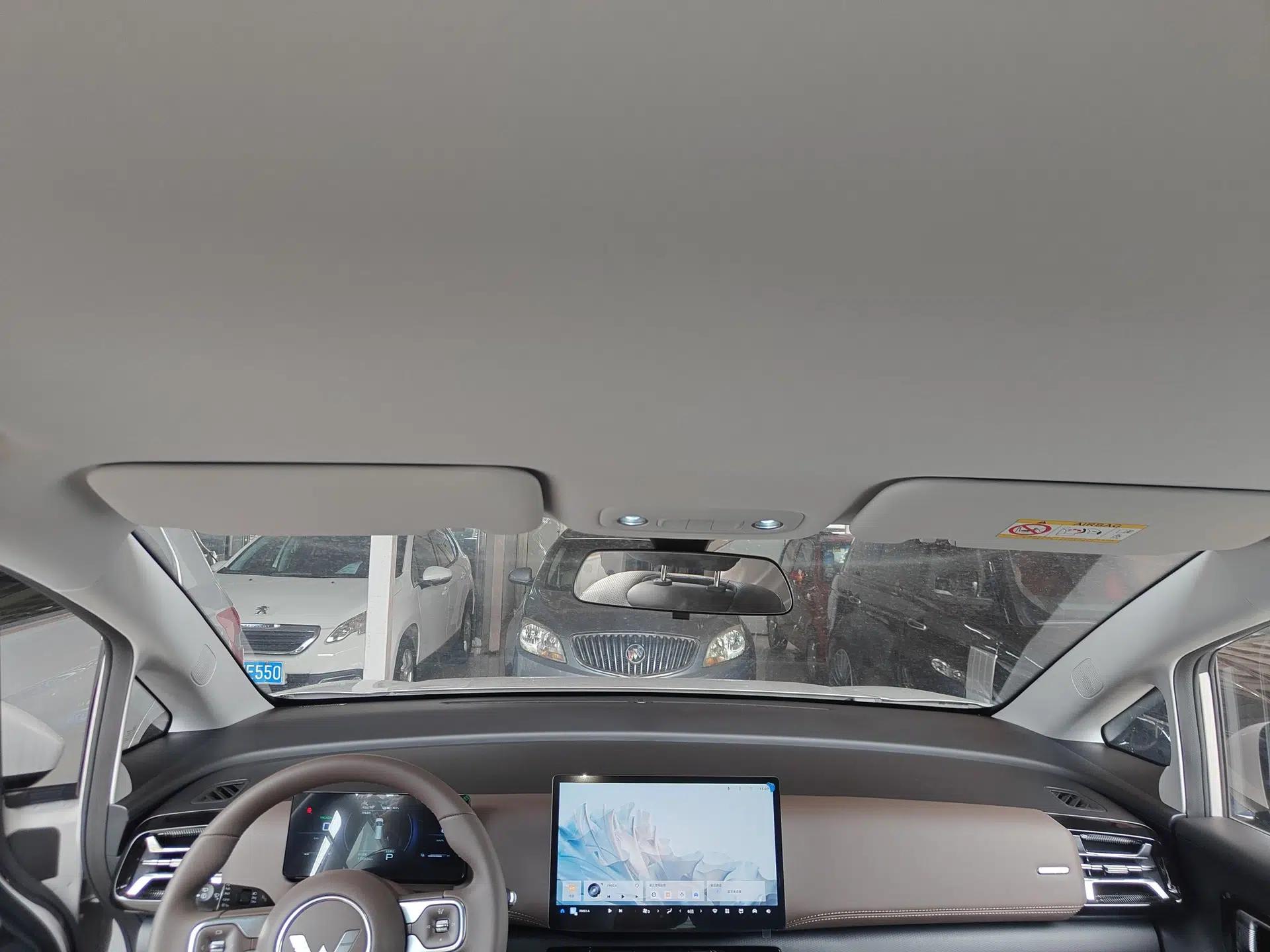 Wuling Starlight 730 2025 Model Plug-in Hybrid 125km Luxury Edition — миниатюра 20