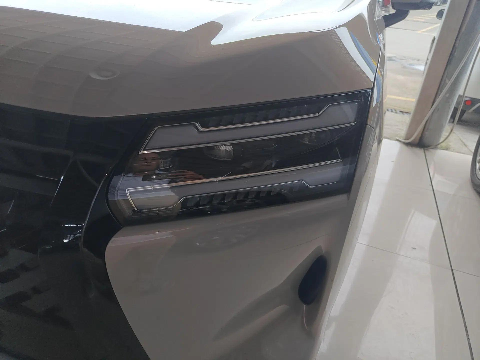 Wuling Starlight 730 2025 Model Plug-in Hybrid 125km Luxury Edition — миниатюра 5