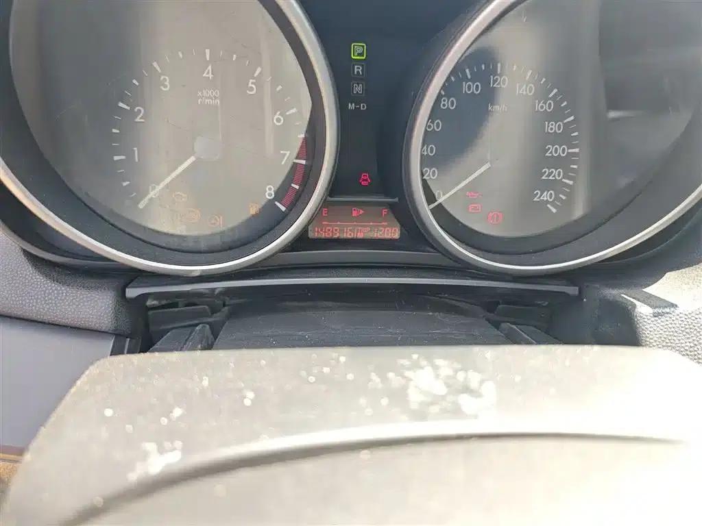 Mazda 3 Axela 2011 Sedan 1.6L Automatic Comfort — миниатюра 11
