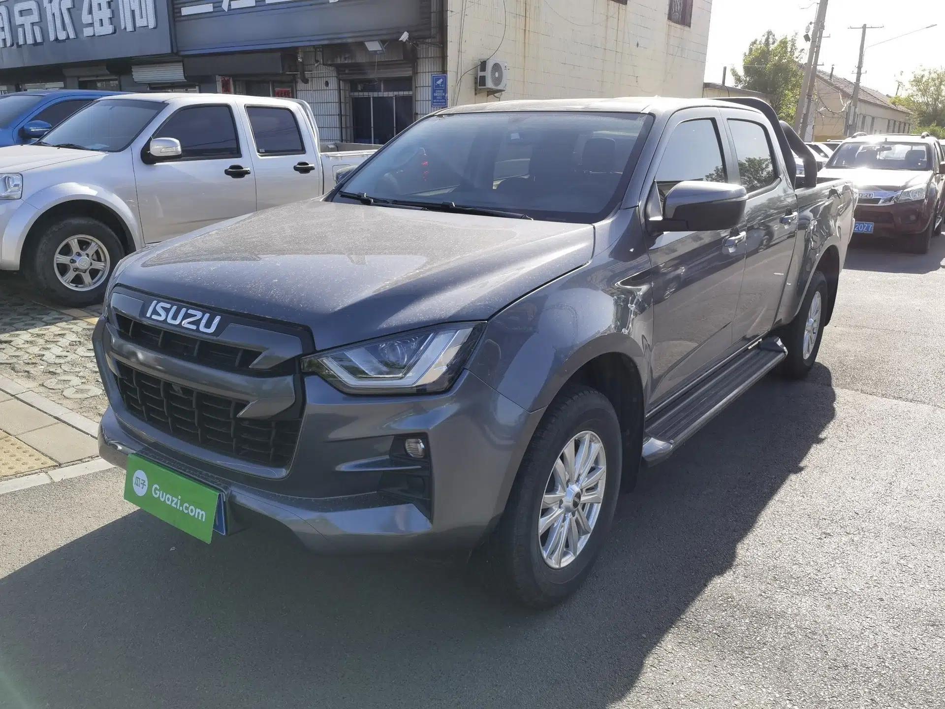 Isuzu D-MAX 2023 2.5T Automatic Two-Wheel Drive Diesel Navigation Edition Long Wheelbase — миниатюра 1