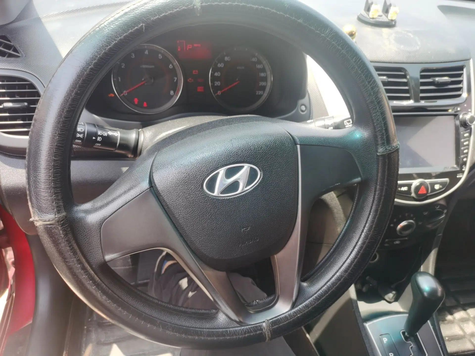Hyundai Verna Ray 2014 1.4L Automatic GLX — миниатюра 14