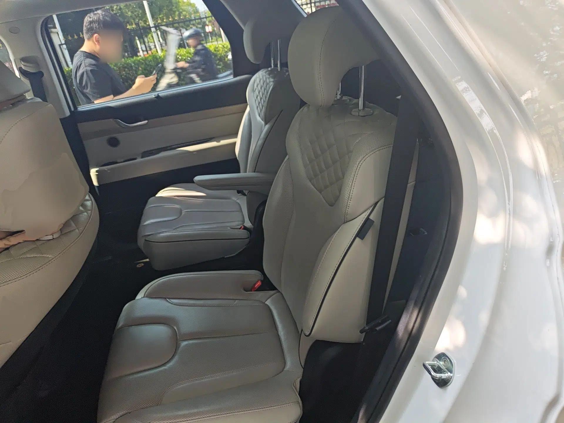 Hyundai Palisade 2021 3.5L Automatic 4x4 GLS — миниатюра 18