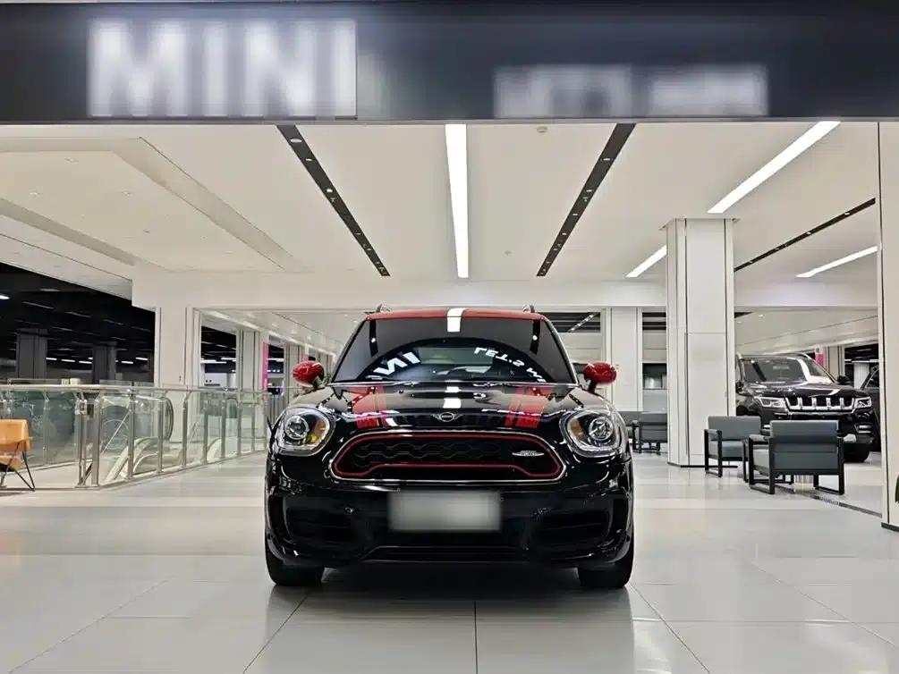 MINI JCW COUNTRYMAN 2018 2.0T JOHN COOPER WORKS A — миниатюра 20