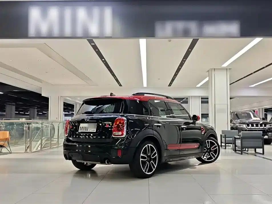 MINI JCW COUNTRYMAN 2018 2.0T JOHN COOPER WORKS A — миниатюра 23