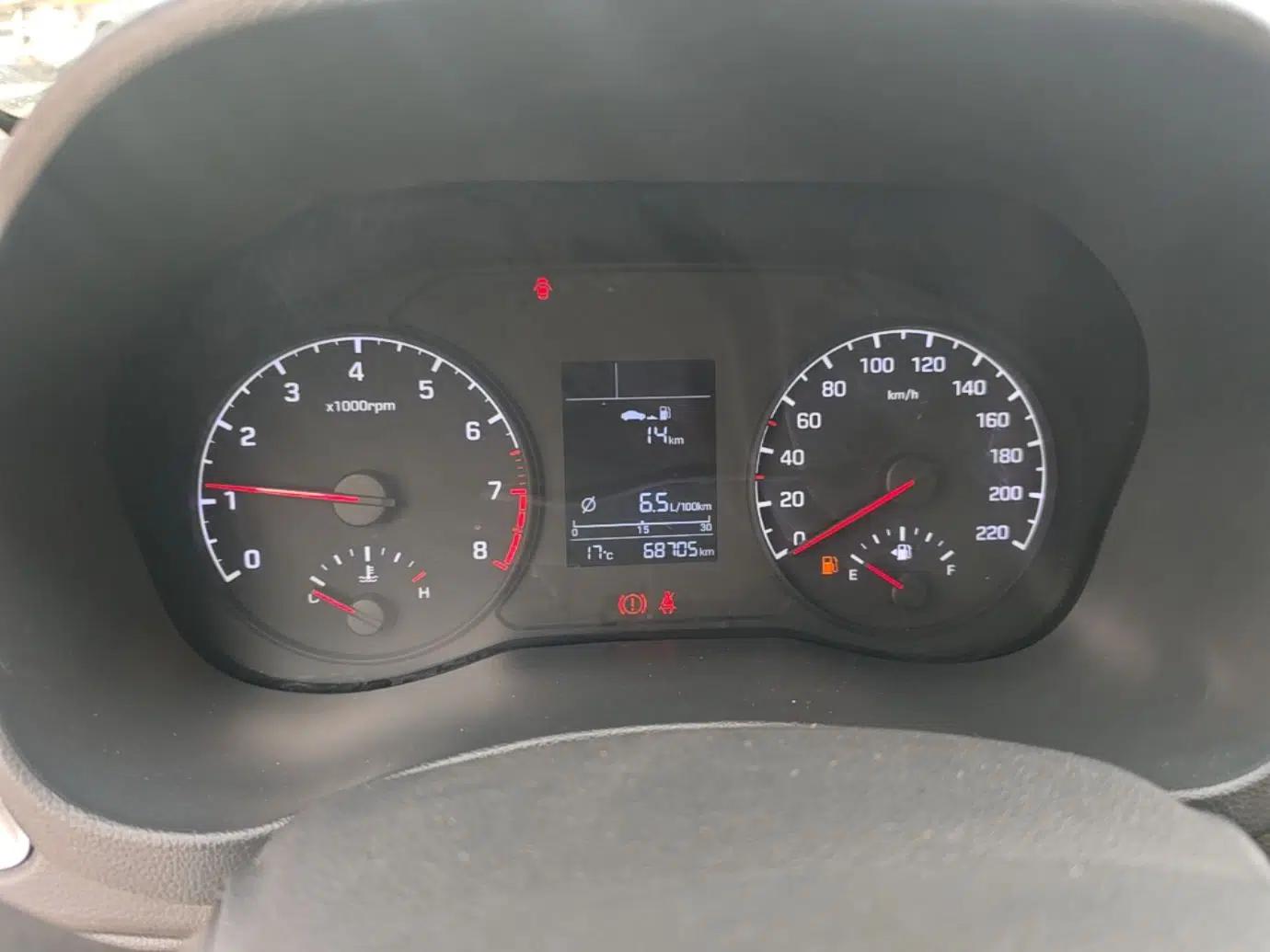 Hyundai Verna RV 2017 1.4L Manual Cool Edition GLS China V Emission Standard — миниатюра 14