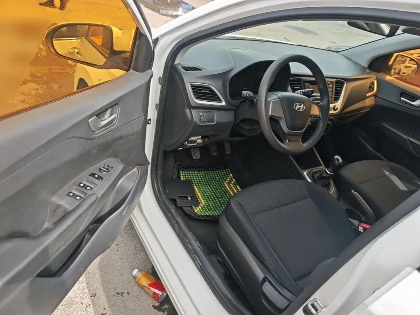 Hyundai Verna RV 2017 1.4L Manual Cool Edition GLS China V Emission Standard — миниатюра 18