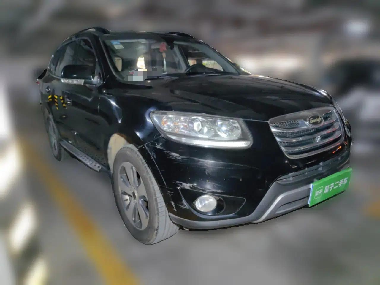 Hyundai Santa Fe Classic 2012 2.4 Luxury Edition Five-Seater Two-Wheel Drive — миниатюра 3