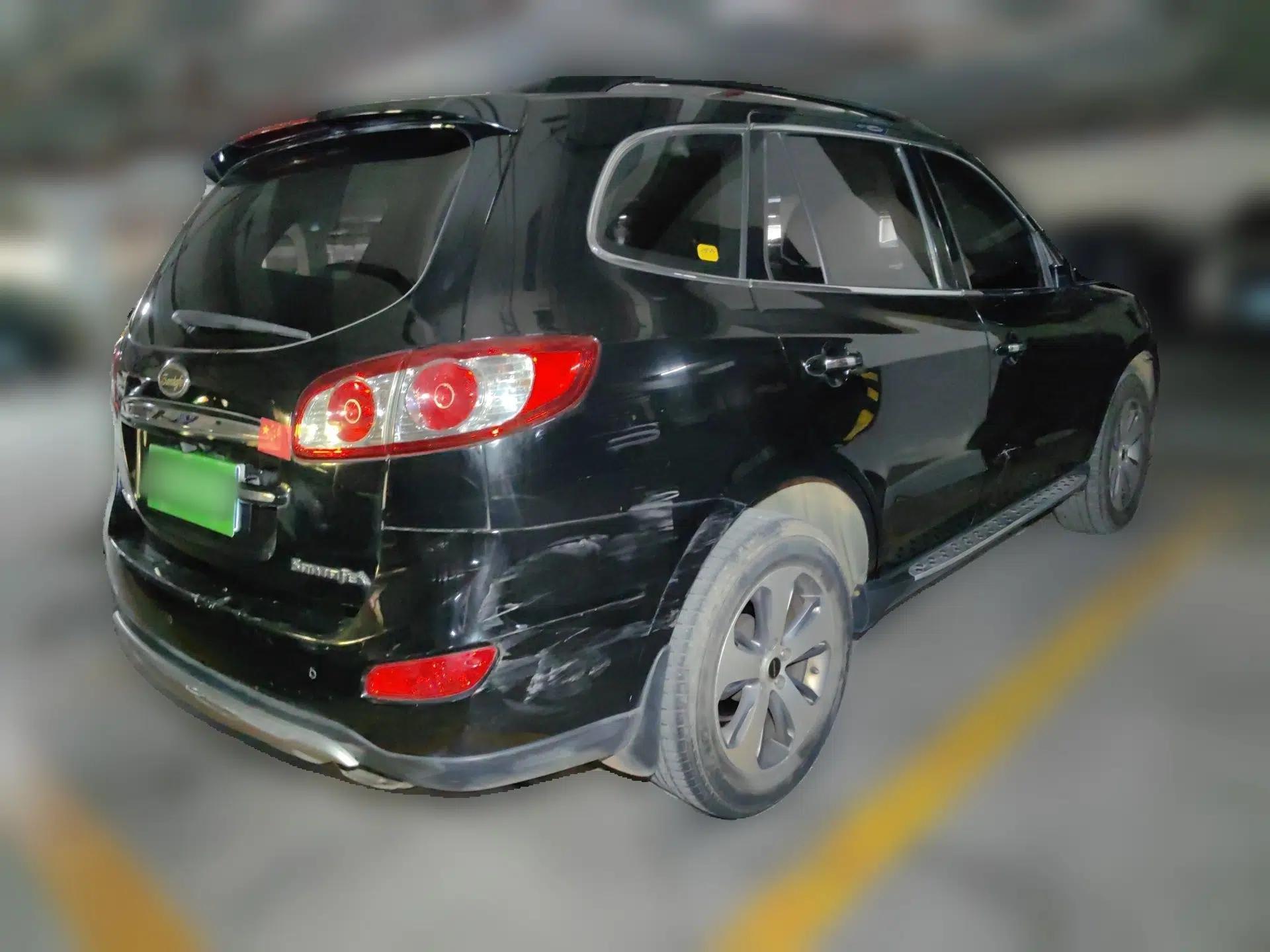 Hyundai Santa Fe Classic 2012 2.4 Luxury Edition Five-Seater Two-Wheel Drive — миниатюра 6