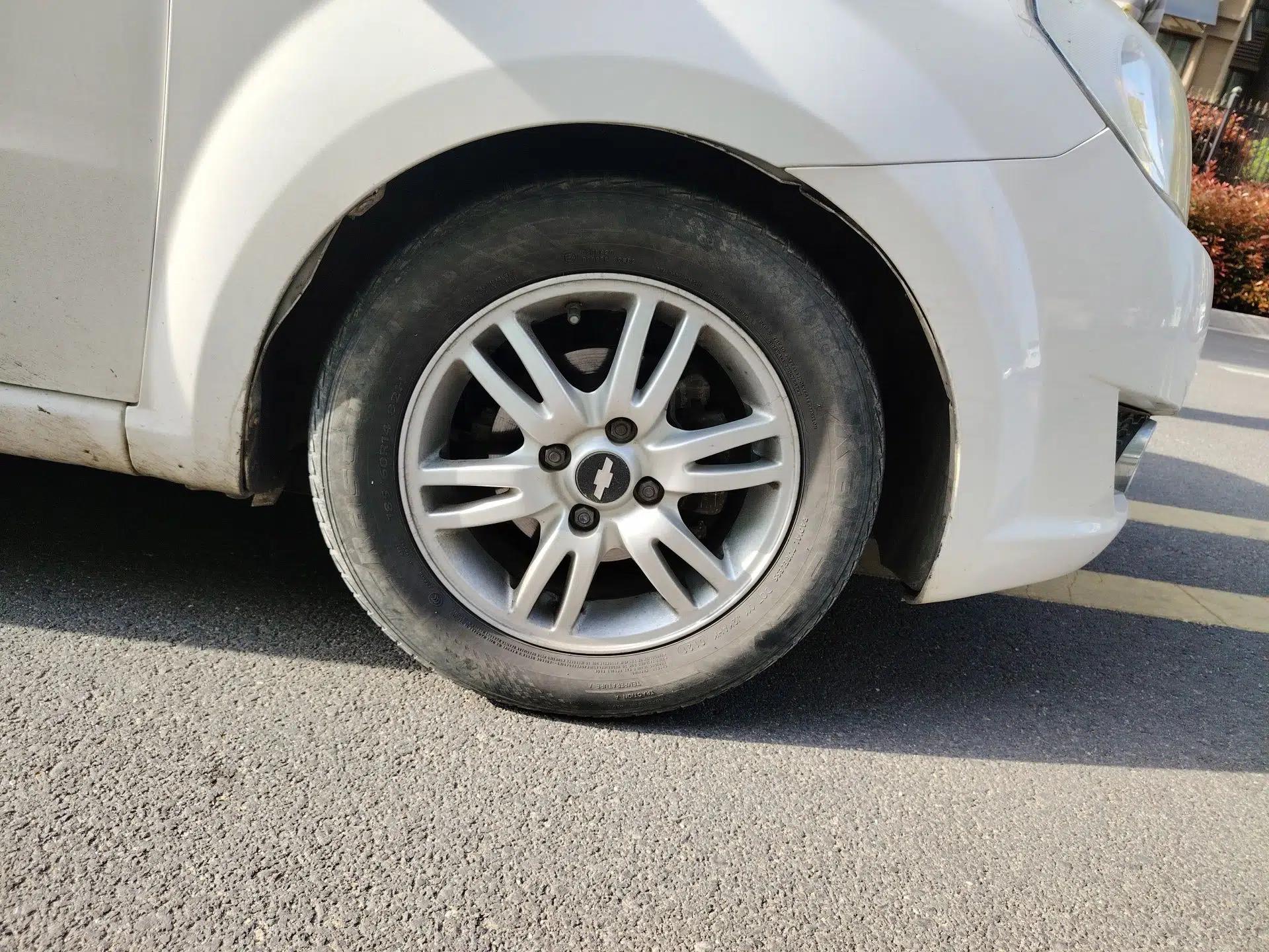 Chevrolet Lova 2010 1.4 MT Fengdu Version — миниатюра 8