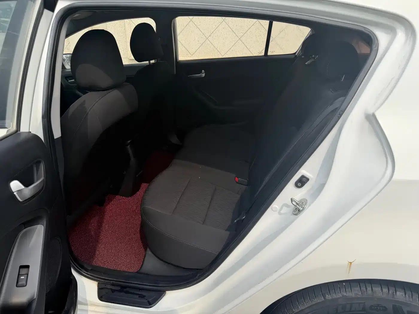 Kia K3S 2014 1.6L Automatic GL — миниатюра 7