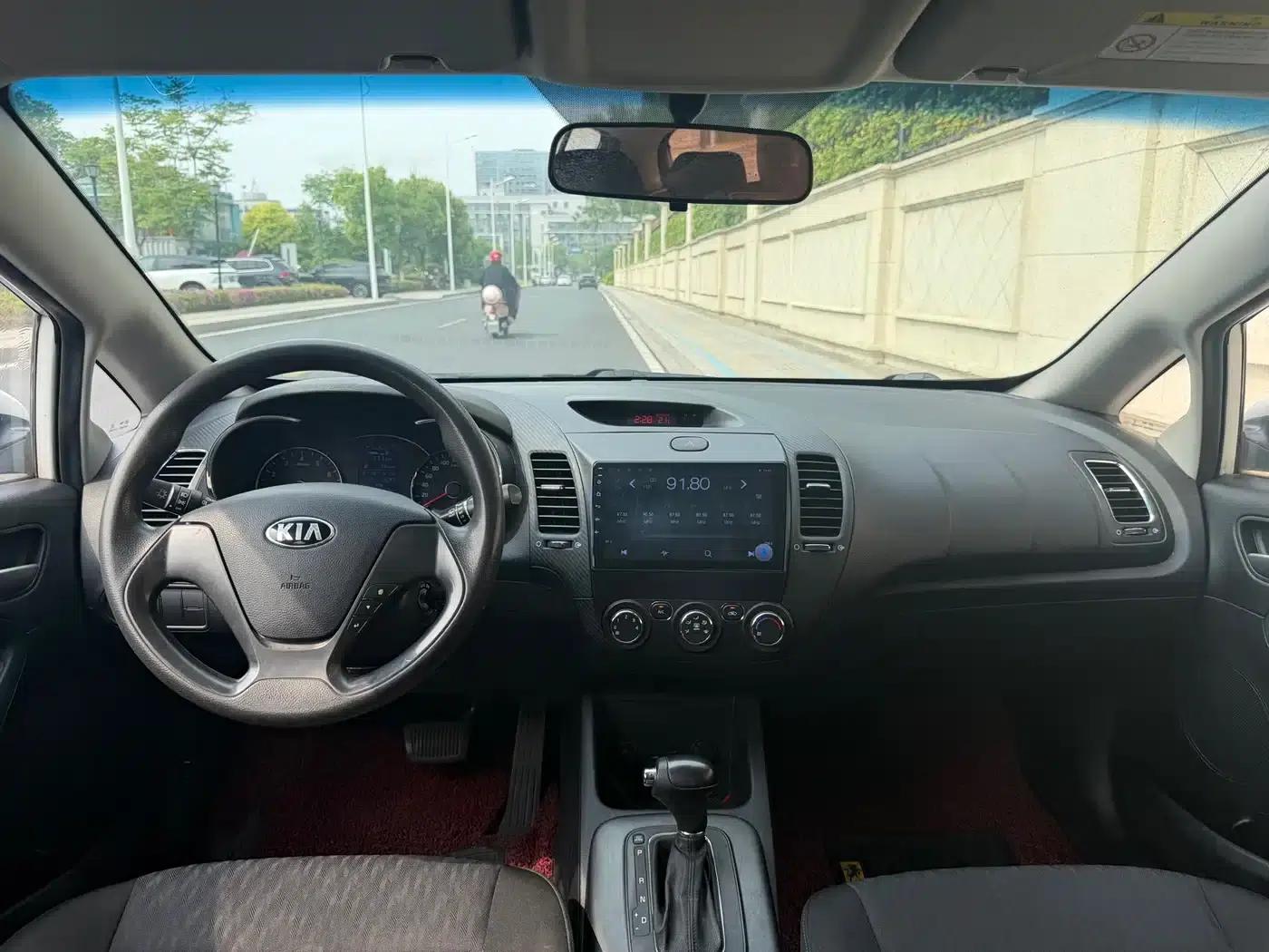 Kia K3S 2014 1.6L Automatic GL — миниатюра 8
