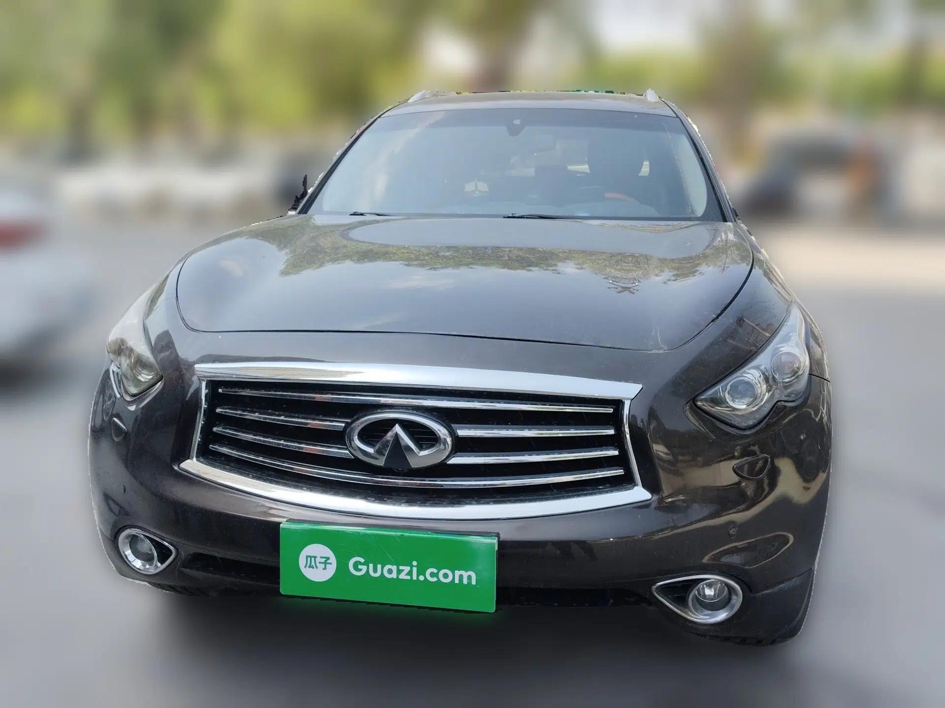 Infiniti QX70 2013 3.7L Standard Edition — миниатюра 2