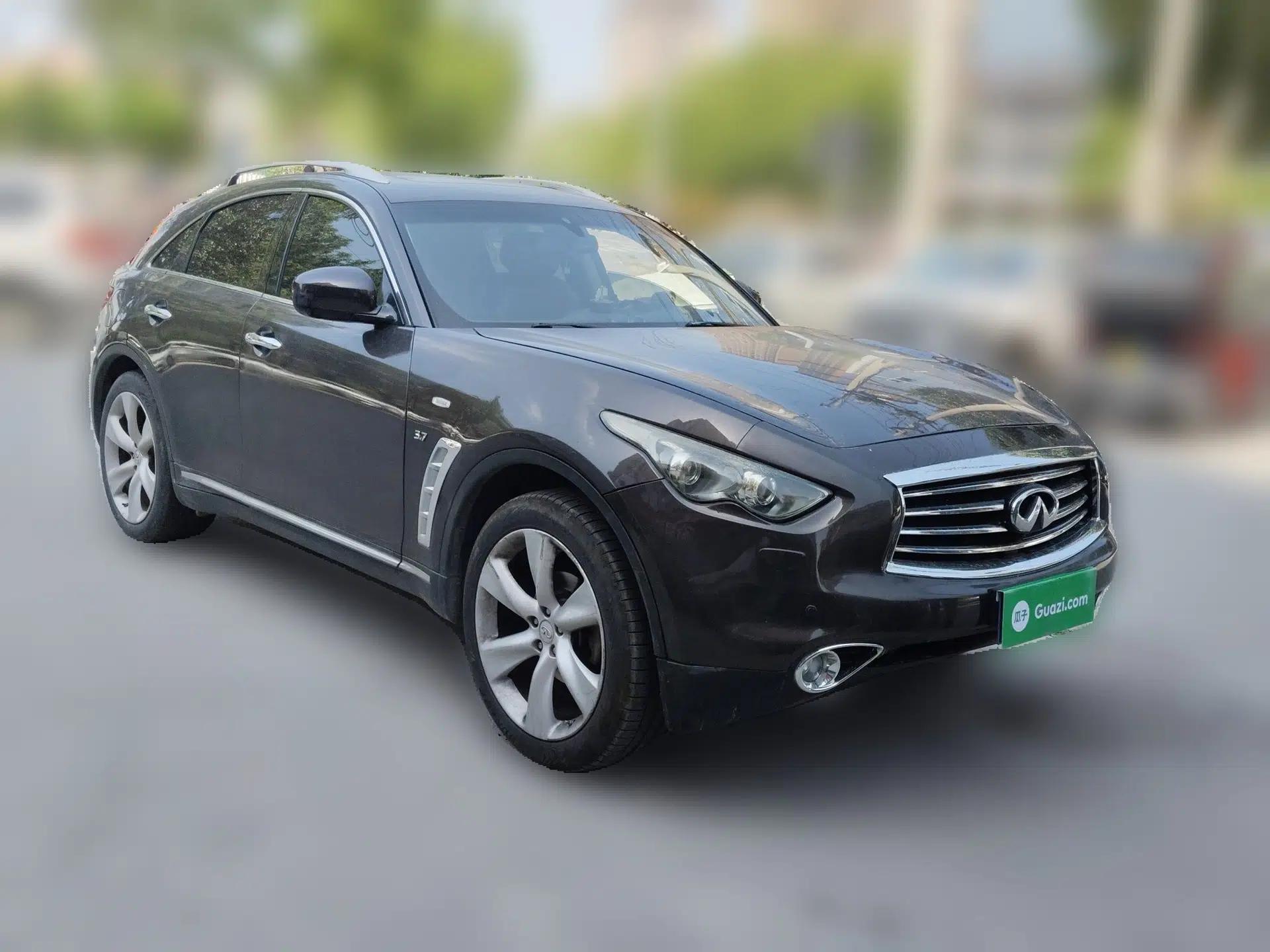 Infiniti QX70 2013 3.7L Standard Edition — миниатюра 3