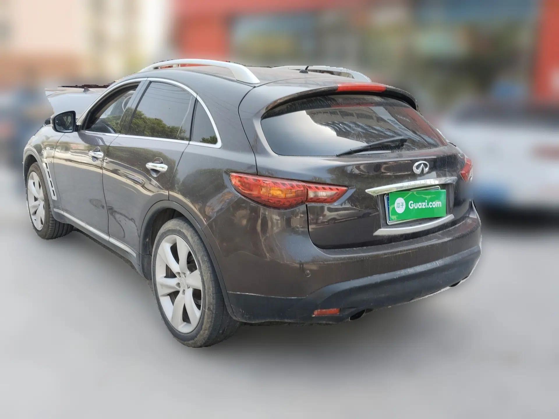 Infiniti QX70 2013 3.7L Standard Edition — миниатюра 4