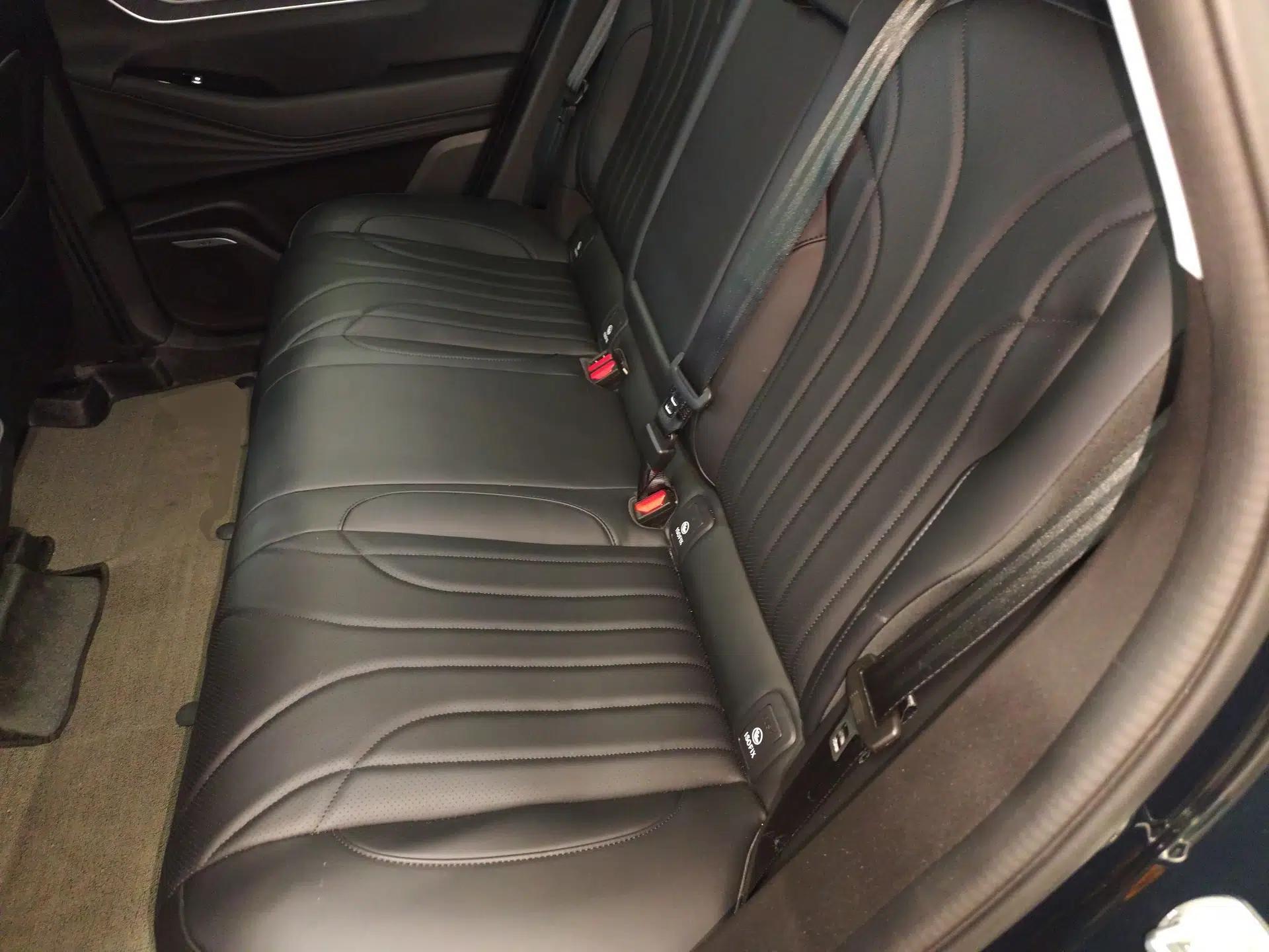Chery Fengyun T9 2025 120 Long-Range Prestige Version 5 Seats Lithium Iron Phosphate — миниатюра 19