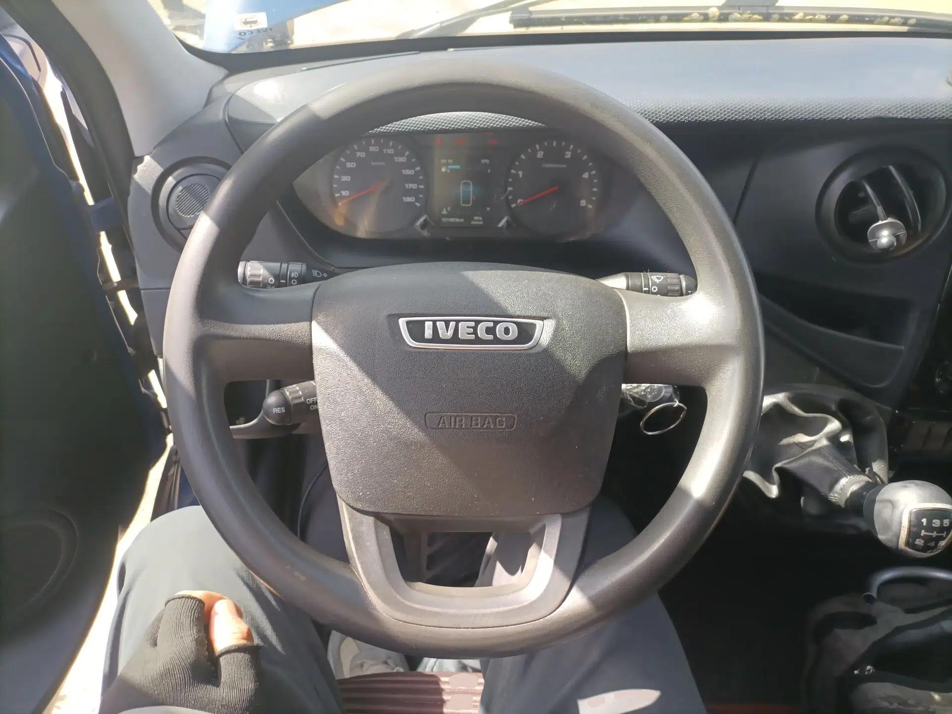 Iveco Eurocargo 2021 2.0T Manual Super Rui Short Wheelbase High-Roof Manual Door F1A — миниатюра 14