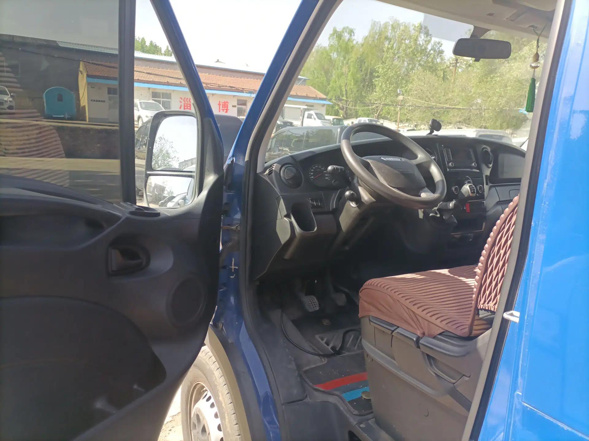 Iveco Eurocargo 2021 2.0T Manual Super Rui Short Wheelbase High-Roof Manual Door F1A — миниатюра 19