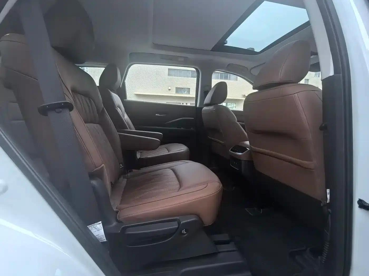 2024 Volkswagen Land Cruiser 380VC-TURBO 4WD Supreme Edition (6-seater) — миниатюра 12