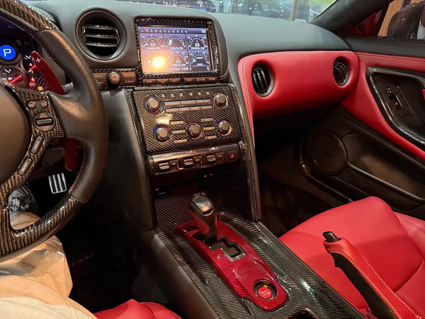 Nissan GT-R 2014 3.8T Premium Edition, Brown and Red Interior — миниатюра 9