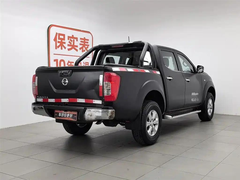 2017 Navara 2.5L Automatic 4WD Luxury Edition QR25 — миниатюра 2