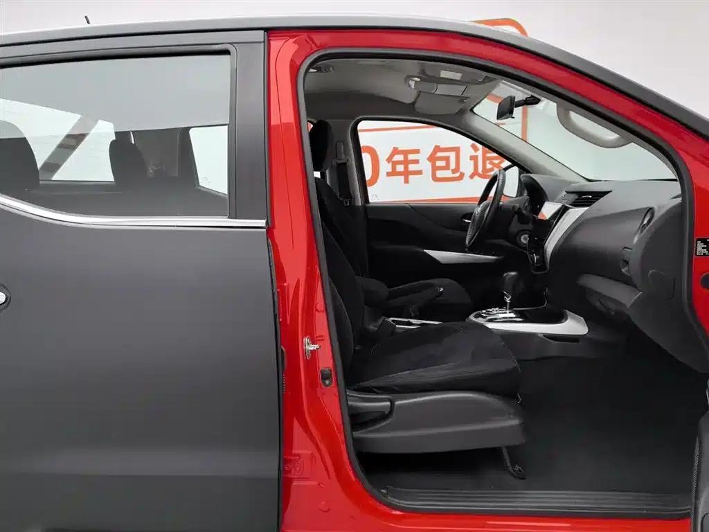 2017 Navara 2.5L Automatic 4WD Luxury Edition QR25 — миниатюра 23