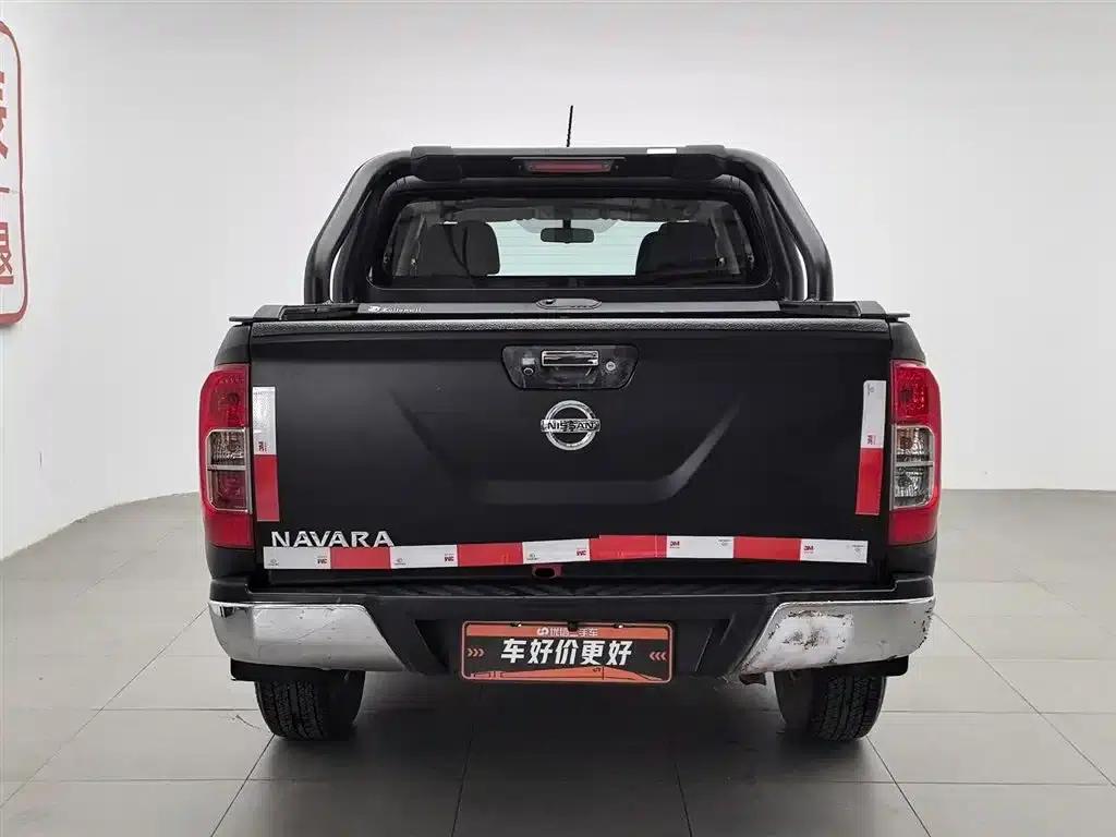 2017 Navara 2.5L Automatic 4WD Luxury Edition QR25 — миниатюра 4