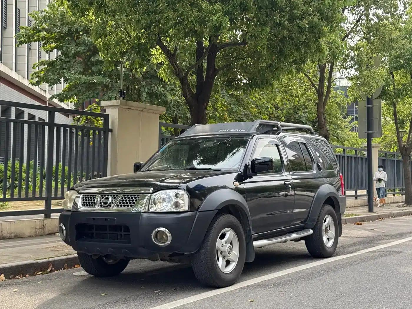 Nissan Paladin 2008 2.4L 2WD Standard Edition — миниатюра 2