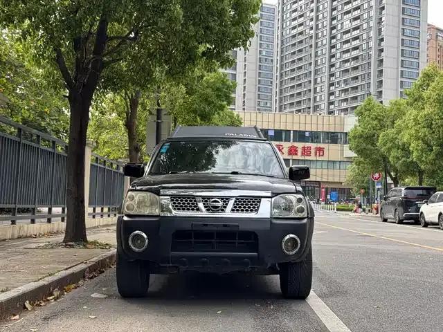 Nissan Paladin 2008 2.4L 2WD Standard Edition