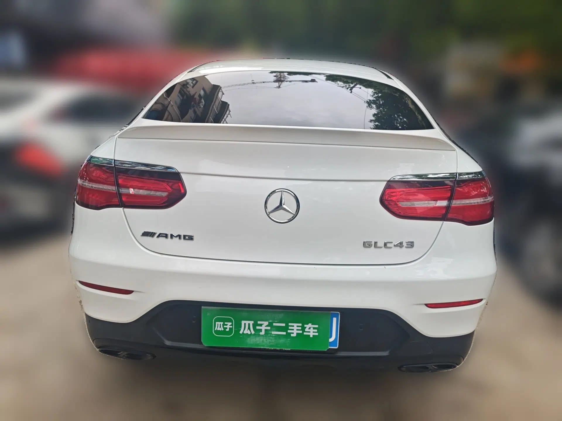 Mercedes-Benz GLC Coupe AMG 2017 AMG GLC 43 4MATIC Coupe SUV — миниатюра 5