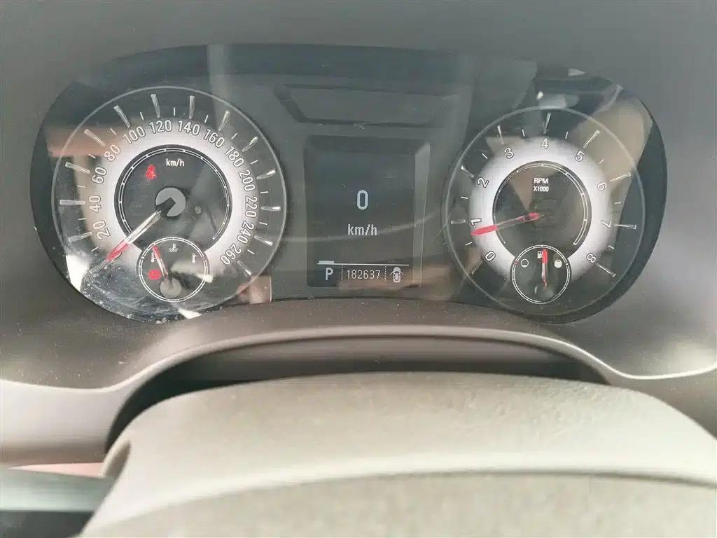 Roewe 950 2015 1.8T Elite Edition — миниатюра 5