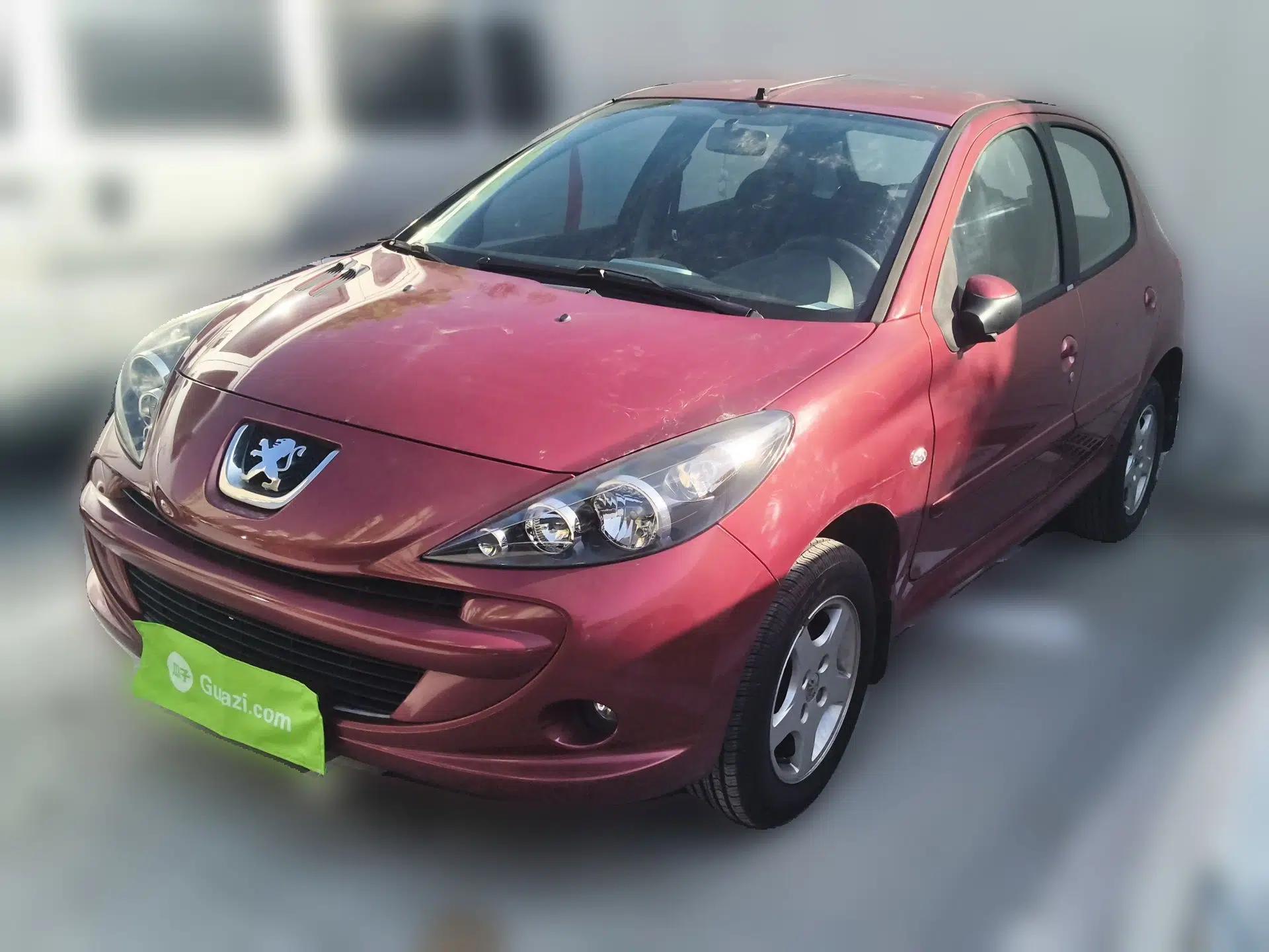 Peugeot 207 2011 Hatchback 1.4L Manual Yule Edition — миниатюра 1
