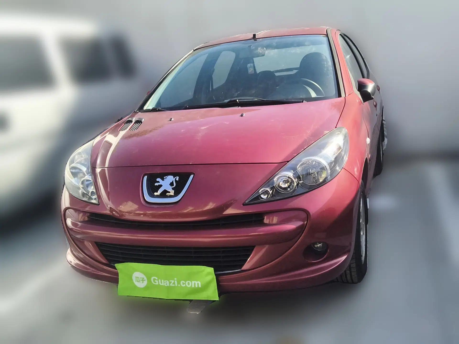 Peugeot 207 2011 Hatchback 1.4L Manual Yule Edition — миниатюра 2