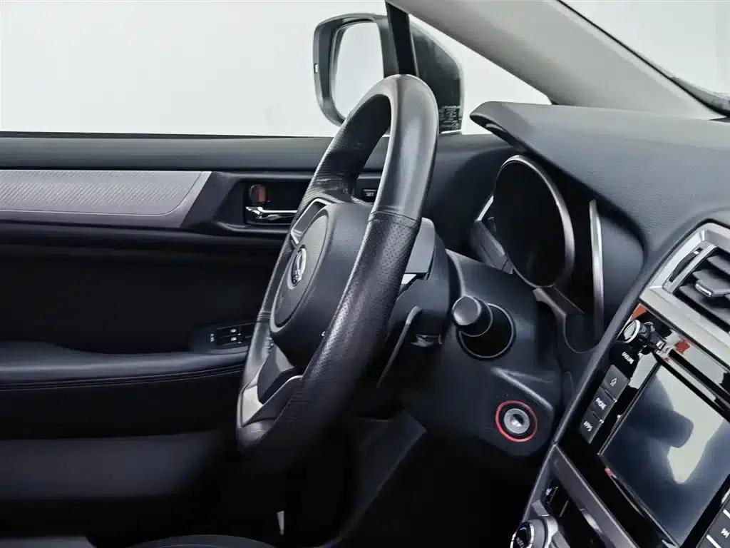 Legacy 2020 Facelift 2.5i AWD Fashion Edition — миниатюра 22