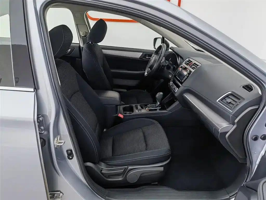 Legacy 2020 Facelift 2.5i AWD Fashion Edition — миниатюра 23