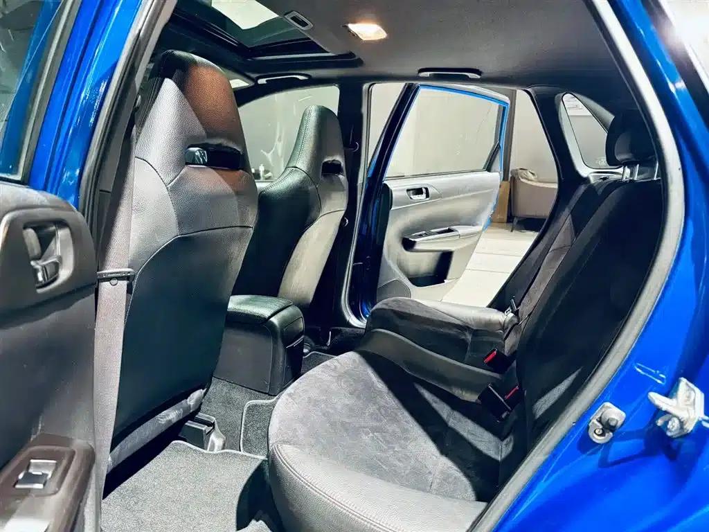 Impreza 2011 2.5T WRX STi Sedan — миниатюра 13
