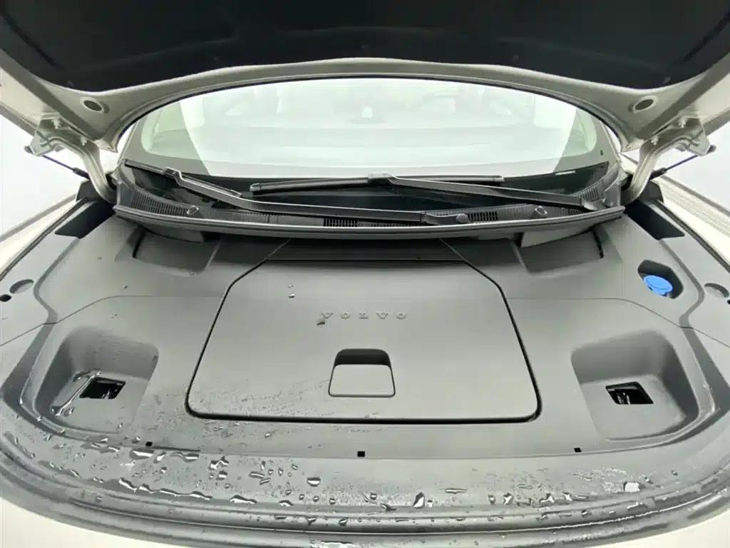 Volvo EM90 2025 Ultra 6-seater — миниатюра 12
