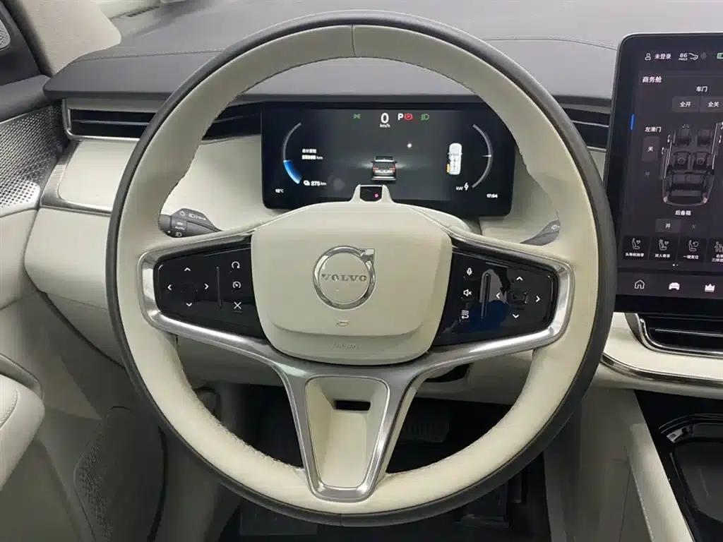 Volvo EM90 2025 Ultra 6-seater — миниатюра 15