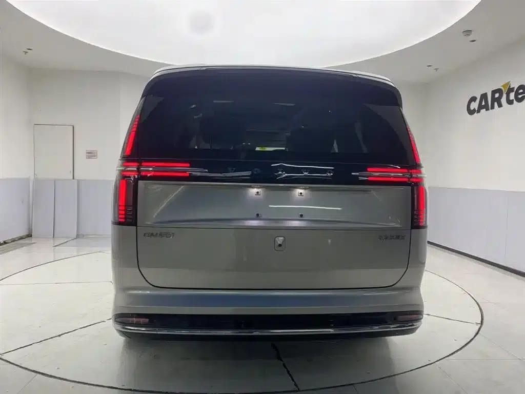 Volvo EM90 2025 Ultra 6-seater — миниатюра 6
