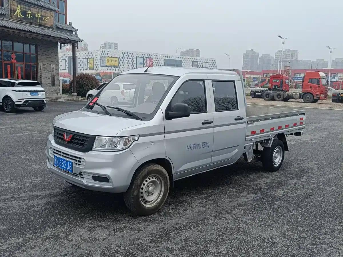 Wuling Rongguang New Card 2019 Model 1.5L Double Cab L3C — миниатюра 1