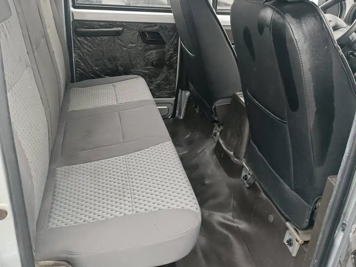 Wuling Rongguang New Card 2019 Model 1.5L Double Cab L3C — миниатюра 5