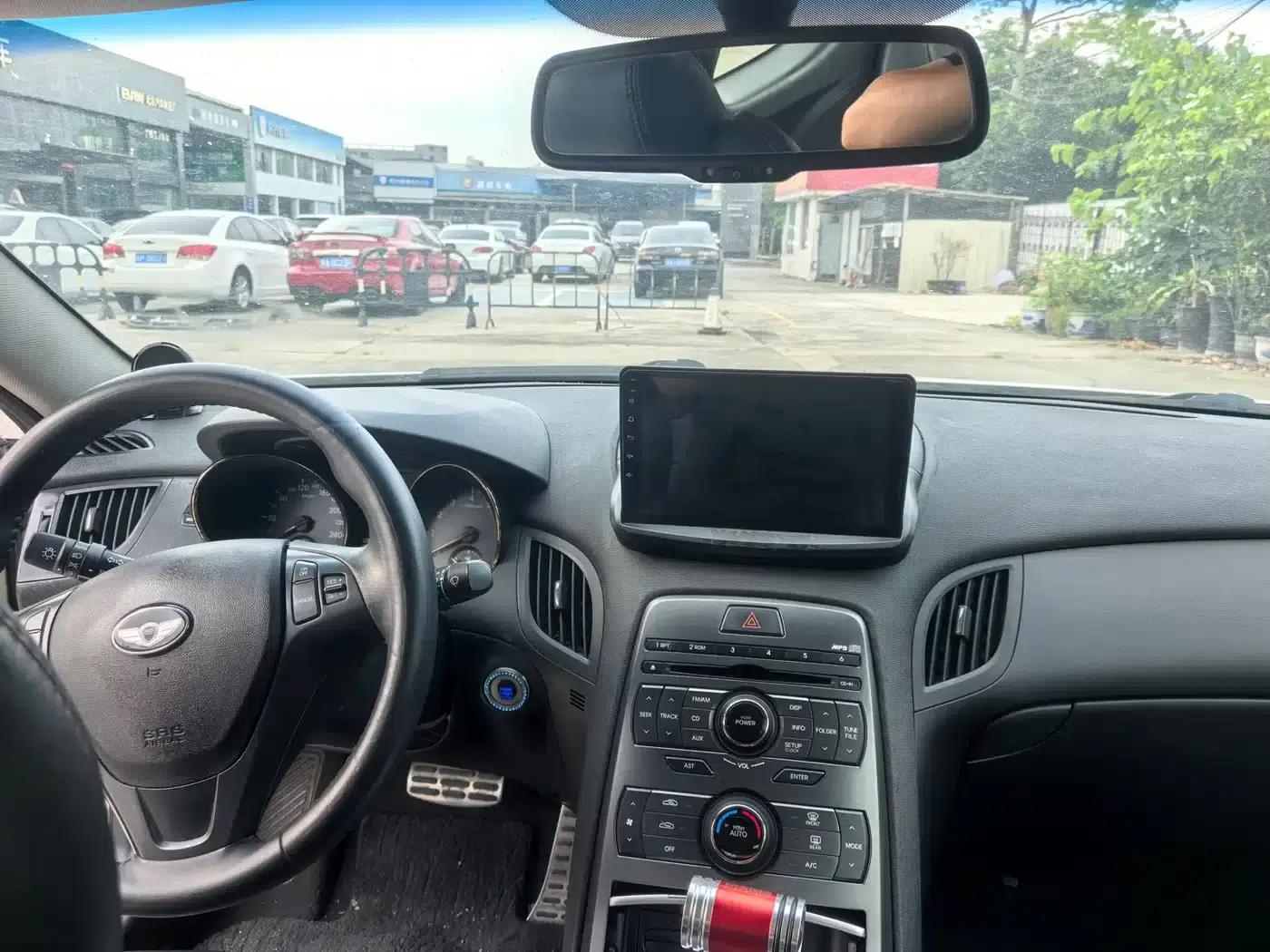 Genesis Coupe 2009 2.0T Automatic Luxury Edition — миниатюра 6